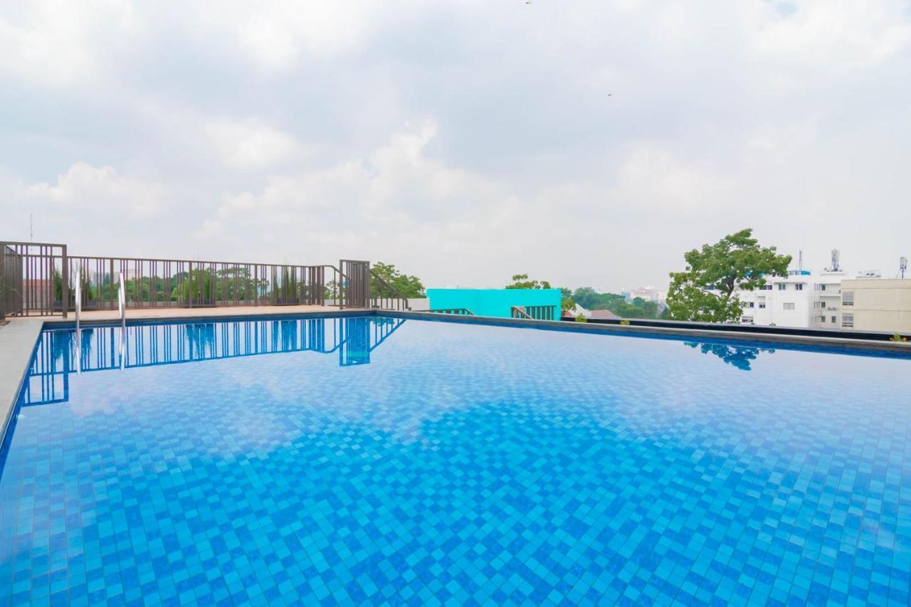 Sans Hotel Alexander Bandung Exteriör bild
